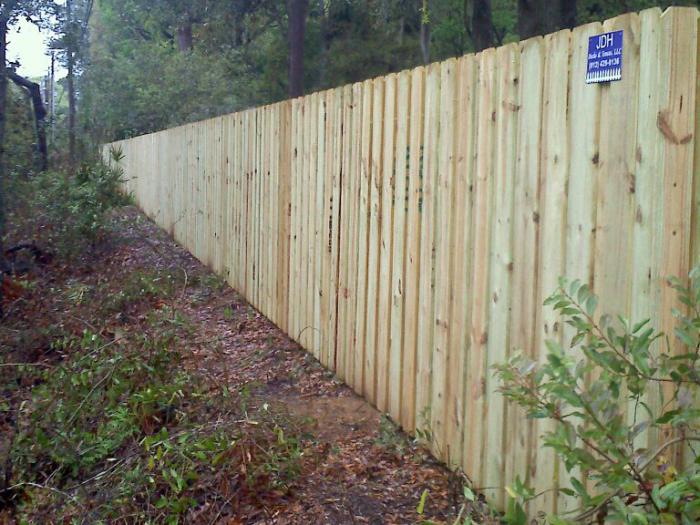 Guyton GA stockade style wood fence