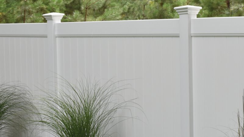 Vinyl fence solutions for the Savannah, GA area