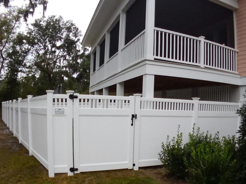 vinyl fence Bluffton South Carolina