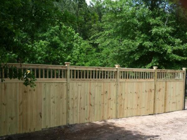 Wood fence styles that are popular in Hilton Head SC